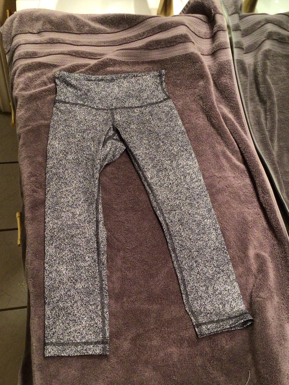 Lululemon size 2 used conditions